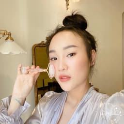 Thumbnail Thanh Lăn Massage Nâng Cơ Da Hồng Hào Sáng Bóng 3