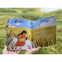 Thumbnail Cuốn Dành Tặng Riêng Con bìa cứng - Sách thơ Thai Giáo cho mẹ bầu Hạnh phúc 3