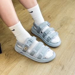 Thumbnail Giày Sandal Nam Nữ Genki Màu Xanh Xám Quai Chéo Thời Trang Chính Hãng YK279 2