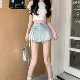 Thumbnail Quần short Lovito vải denim bất đối xứng màu trơn thời trang thường ngày cho nữ LNE66508 2