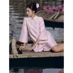Thumbnail JOVEN Áo Dài Nữ Tết Hồng Diệp Cổ Tàu Truyền Thống Tay Loe Lửng (KHÔNG KÈM QUẦN) 2