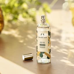 Thumbnail Xịt Thơm Toàn Thân Hương Hoa Chùm Ngây Body Mist Moringa 100ML The Body Shop 2