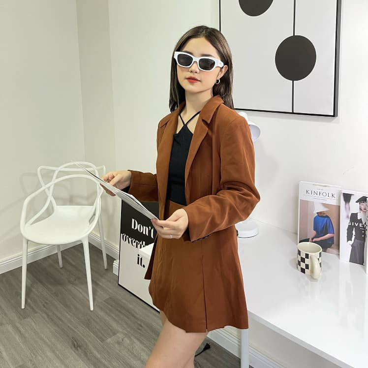 Ảnh COCO SIN - Váy Mini Nâu Xẻ Lai 1