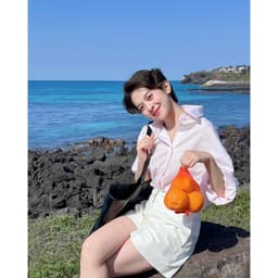 Thumbnail Áo sơ mi nữ pastel GILLEE sơ mi dáng oversized, sơ mi form rộng vải kate Mỹ tone màu pastel chống nhăn, thấm hút FAS293 2