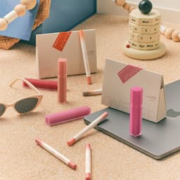 Thumbnail Chì kẻ viền môi mịn lì, kèm cọ tán Hàn Quốc Romand Lip Mate Pencil - Be OVEEER Shade - 0.5g 3