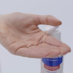 Thumbnail Sữa Tắm Gội Cho Trẻ Sơ Sinh & Em Bé Da Nhạy Cảm Mustela 300ml 4