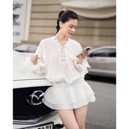 Thumbnail RECHIC Đầm trễ vai Vincent thắt dây ngực bèo váy tầng sang trọng 4