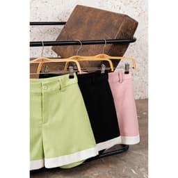 Thumbnail Quần Shorts Nữ VIEN TRAN Phối Gấu V64S22T001 2