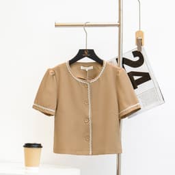 Thumbnail Áo Croptop VIEN TRAN Cổ Tròn Tay Bồng Ren Sóng V61B23Q036 1