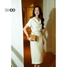 Thumbnail Áo nữ kem đậm cổ đổ SIXDO (Dark Cream V-Neck Woven Top) 3