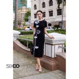 Thumbnail Đầm đen ôm hoa 3D thủ công SIXDO (Black 3D Flower Woven Pencil Dress) 2