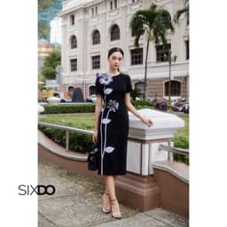 Thumbnail Đầm đen ôm hoa 3D thủ công SIXDO (Black 3D Flower Woven Pencil Dress) 1