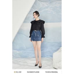 Thumbnail Áo sơ mi thô đen cổ viền bèo thiết kế Elise ES2408093TLWOBK 2