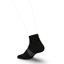 Thumbnail Tất chạy bộ cổ lửng dày run900 đen DECATHLON kiprun mã 8608604 1