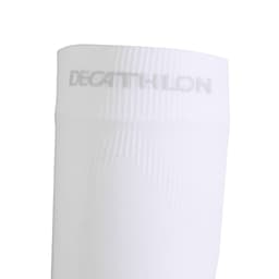 Thumbnail Găng cánh tay chạy bộ chống tia cực tím trắng DECATHLON kalenji mã 8600764 2