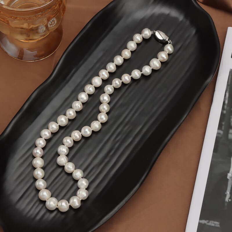 Ảnh Chuỗi Đeo Cổ Ngọc Trai 8ly Hạt Rằn Màu Trắng Khóa Bạc Sang Trọng - Ngọc Trai Trường Thịnh 1