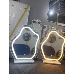 Thumbnail Gương hạt đậu để bàn trang điểm có viền phun cát led cảm ứng cao cấp VUADECOR (Tặng đế gỗ) 3