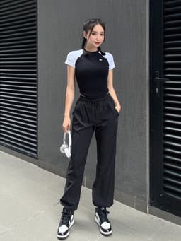 Thumbnail Bộ đồ tập thể thao Fitme áo thun Raglan Đen - Trắng quần jogger Đen 3