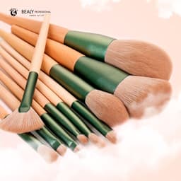 Thumbnail BỘ CỌ TRANG ĐIỂM CÁ NHÂN 10C CÁN GỖ VÀNG ĐUÔI XÉO BEALY 1