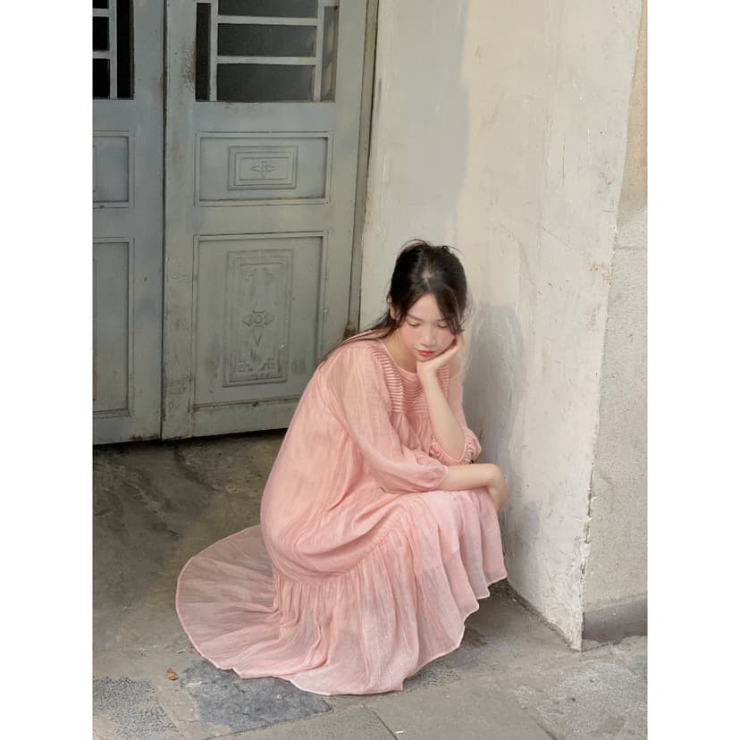 Ảnh De Leah - Đầm Suông Đuôi Cá Xếp Li Ngực - Thời Trang Thiết Kế 2
