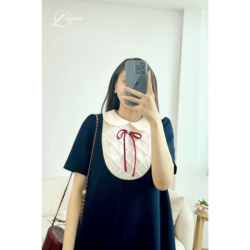 Ảnh Váy bầu RUBIE DRESS phối nơ đính, yếm hình đan chéo kiểu dáng basic giấu bụng thiết kế by L'amme 3