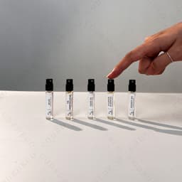 Thumbnail Tinh dầu thơm CODEDECO Good Girl ngọt ngào, gợi cảm Vial 2.5ml 1