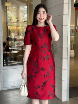 Thumbnail Váy nữ đầm dự tiệc trung niên TIFALU dáng ôm chất gấm tafta đỏ sang trọng - ZOL212RED 4