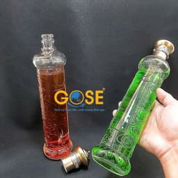 Thumbnail Chai rượu thủy tinh GOSE họa tiết vân rồng trụ cao nắp nhựa hình tháp màu đồng 3