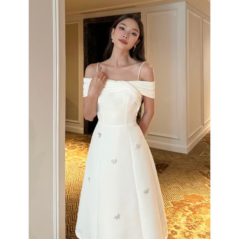 Ảnh BBSTORE’S Đầm Dài Dự Tiệc 2 Dây Trễ Vai Phối Nơ Đá Sang Trọng - D3054 4