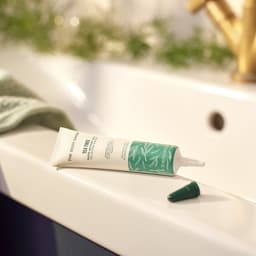 Thumbnail Gel Chấm Mụn Cấp Tốc Tea Tree Rapid 15ml The Body Shop 2