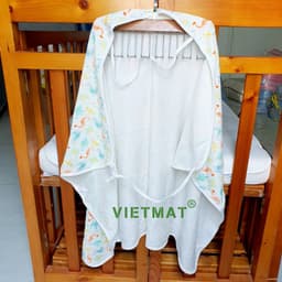 Thumbnail Khăn choàng điều hòa che bé bú Vietmat 3 lớp thoáng mát, rộng rãi, kín đáo và nhiều tiện ích 4