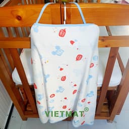 Thumbnail Khăn choàng điều hòa che bé bú Vietmat 3 lớp thoáng mát, rộng rãi, kín đáo và nhiều tiện ích 1