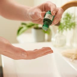Thumbnail Tinh Dầu Tràm Trà Tea Tree Oil 10ml The Body Shop 1