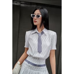 Thumbnail Sét áo sơ mi cổ đức hoạ tiết monogram 2S08.2402K ngắn tay kèm cavat thêu chữ mix cùng chân váy xếp ly 4S09.2401K 4