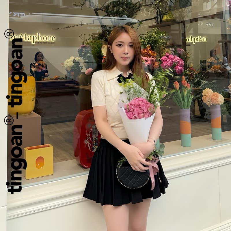 Ảnh TINGOAN® - Áo len be crop bề mặt len hoạ tiết quả trám chi tiết buộc nơ YURI YURI TOP/NUDE PHIÊN BẢN MỚI NHẤT T6/24 2