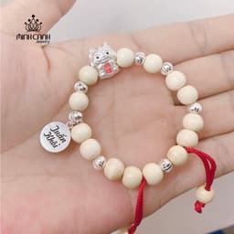 Thumbnail Vòng Dâu Tằm Mix Con Giáp Và Bi Bạc Khắc Tên Cho Bé - Minh Canh Jewelry 4