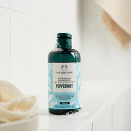 Thumbnail Sữa Tắm Tinh Dầu Bạc Hà Peppermint Invigorating Shower Gel 250ML The Body Shop 1