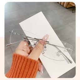 Thumbnail Kính cận có độ sẵn 0 - 5 độ mắt không viền màu bạc 7K21606. Gọng kim loại không gỉ. 4