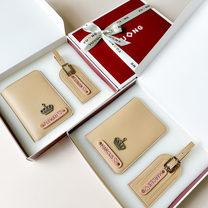 Ảnh Passport cover Vuông Shop®️ da p.u 2 lớp kèm tag hành lý 1