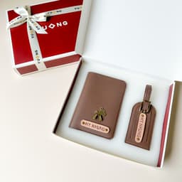 Thumbnail Passport cover Vuông Shop®️ da p.u 2 lớp kèm tag hành lý 4
