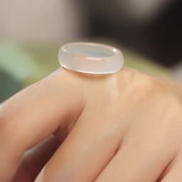 Thumbnail Nhẫn Mã Não Trắng Bạch Nguyệt Quang Bảng Nhỏ 5ly Tinh Tế, Thời Trang - Ngọc Trai Trường Thịnh 3