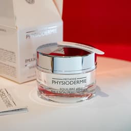 Thumbnail Kem dưỡng phục hồi sau Laser, Corticoid Sensitive Skin Emulsion 3