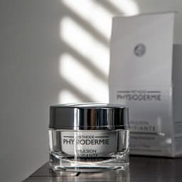 Thumbnail Kem dưỡng tái tạo da Vivifying Skin Emulsion 2
