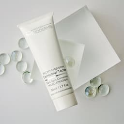 Thumbnail Kem cấp ẩm, hỗ trợ ngăn ngừa nám Dark Spot Corrector Micro Emulsion 1