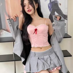 Thumbnail Set áo hồng Corset ANTOINETTE phối chân váy xếp ly xám độc đáo, hiện đại - Simple Twist 2