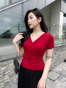 Thumbnail Áo Thun Nữ Kiểu Cổ Tim Nhún Eo Dáng Ôm Chất Vải Mềm Mịn Co Giãn 4 Chiều Evalover 1