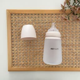 Thumbnail Moyuum Bình sữa silicone cao cấp cho bé 1