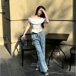 Thumbnail Set áo lụa trễ vai thắt eo phối quần jeans xếp ly ống xuông xanh loang MOONLIT [Có Tách Lẻ] - Simple Twist 4