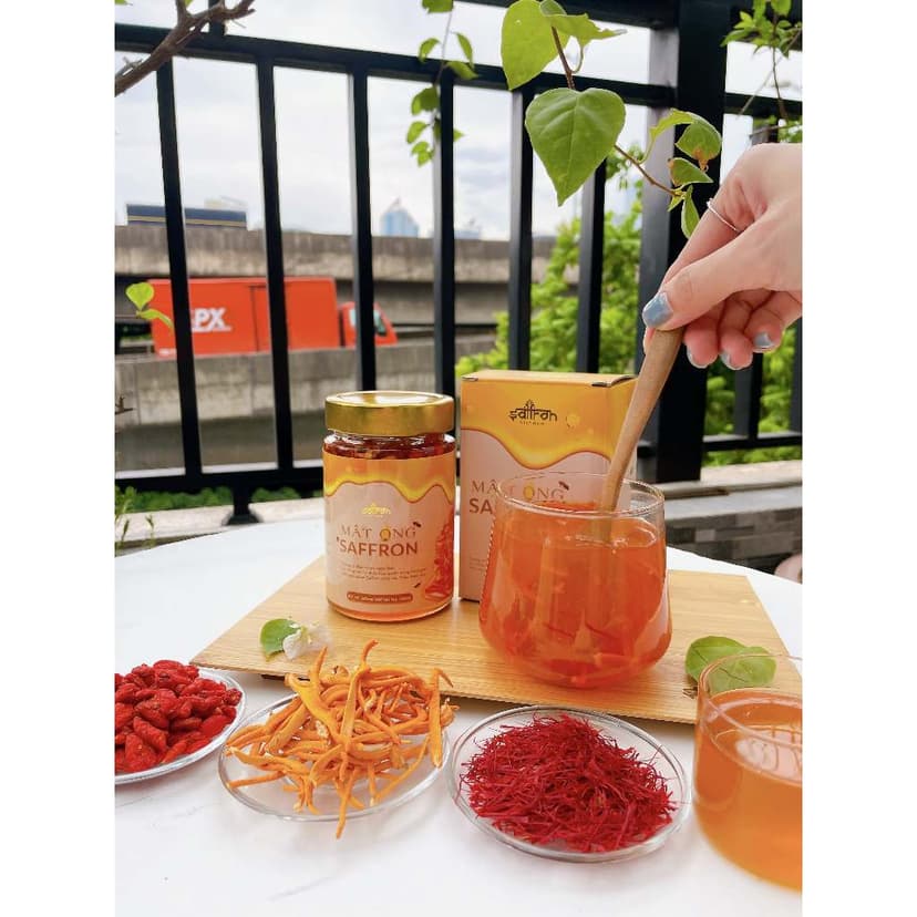 Ảnh Combo 2 hũ mật ong Saffron Đông trùng hạ thảo kỷ tử và Mật ong Saffron tinh bột nghệ 380ml 4