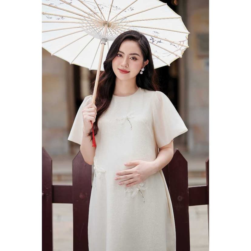 Ảnh Váy bầu, đầm bầu JAMIE Dress dáng suông chum tay cánh tiên che khuyết điểm  hoạ tiết chuồn chuồn thêu ruy băng L'AMME 1